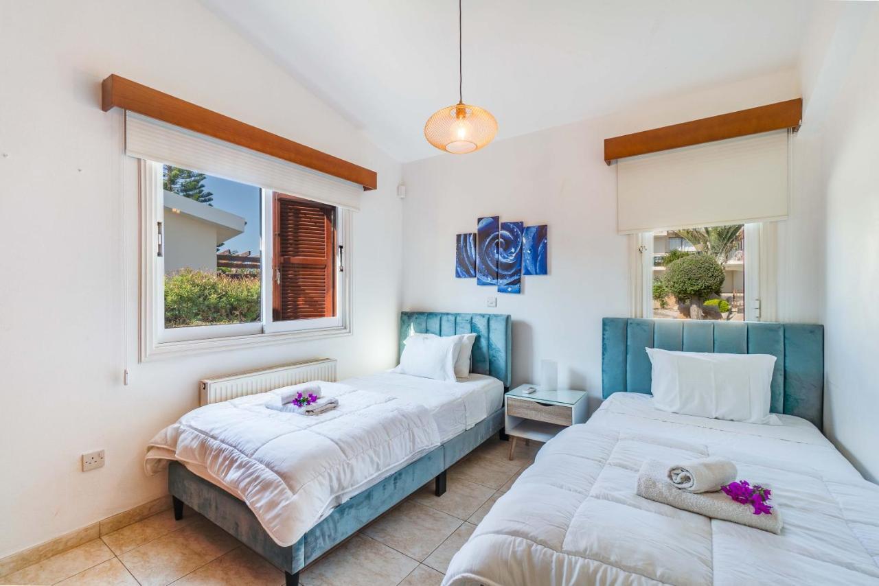 Villa Marina Sunrise By Ezoria Villas Coral Bay Eksteriør billede